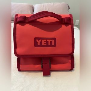 Yeti Daytrip Lunch Bag